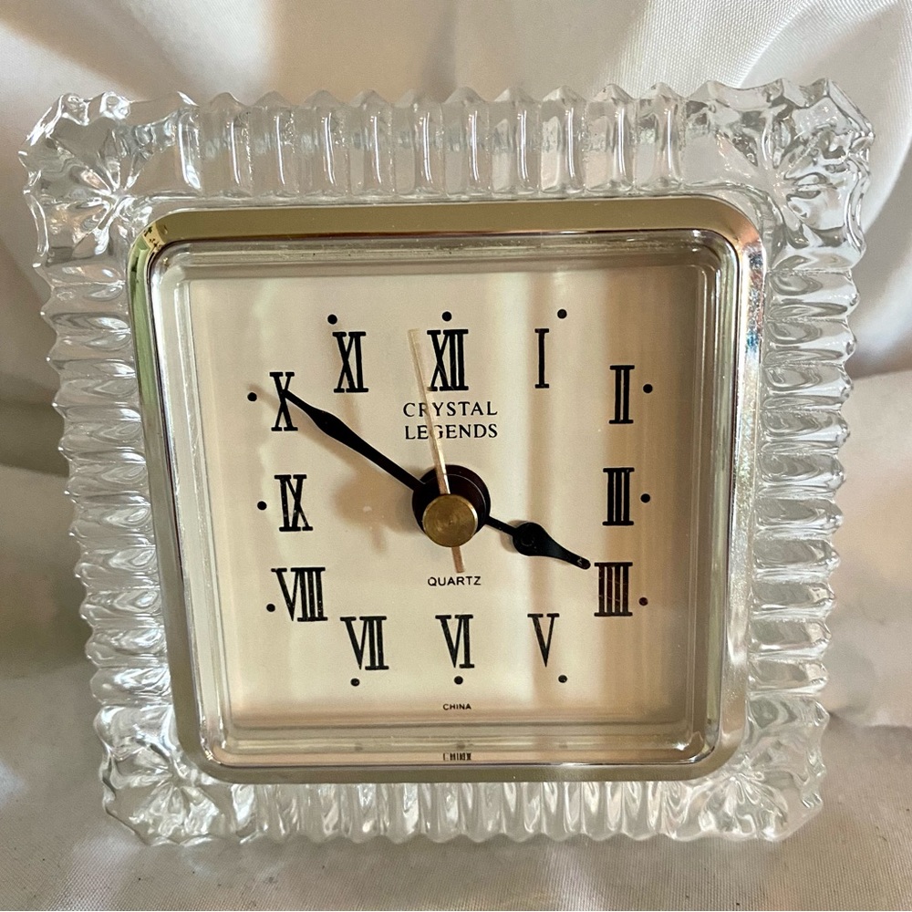 Vintage “Crystal Legends” small 3.5”x3.5” Lead crystal, Roman numeral clock